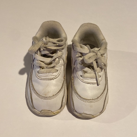 NIKE Air Max 90 Running Shoes - Triple White - Toddler Size 6C - Picture 3 of 7